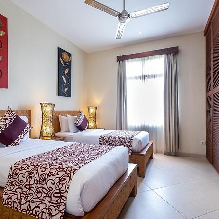 Villa Seriska Seminyak Luaran gambar