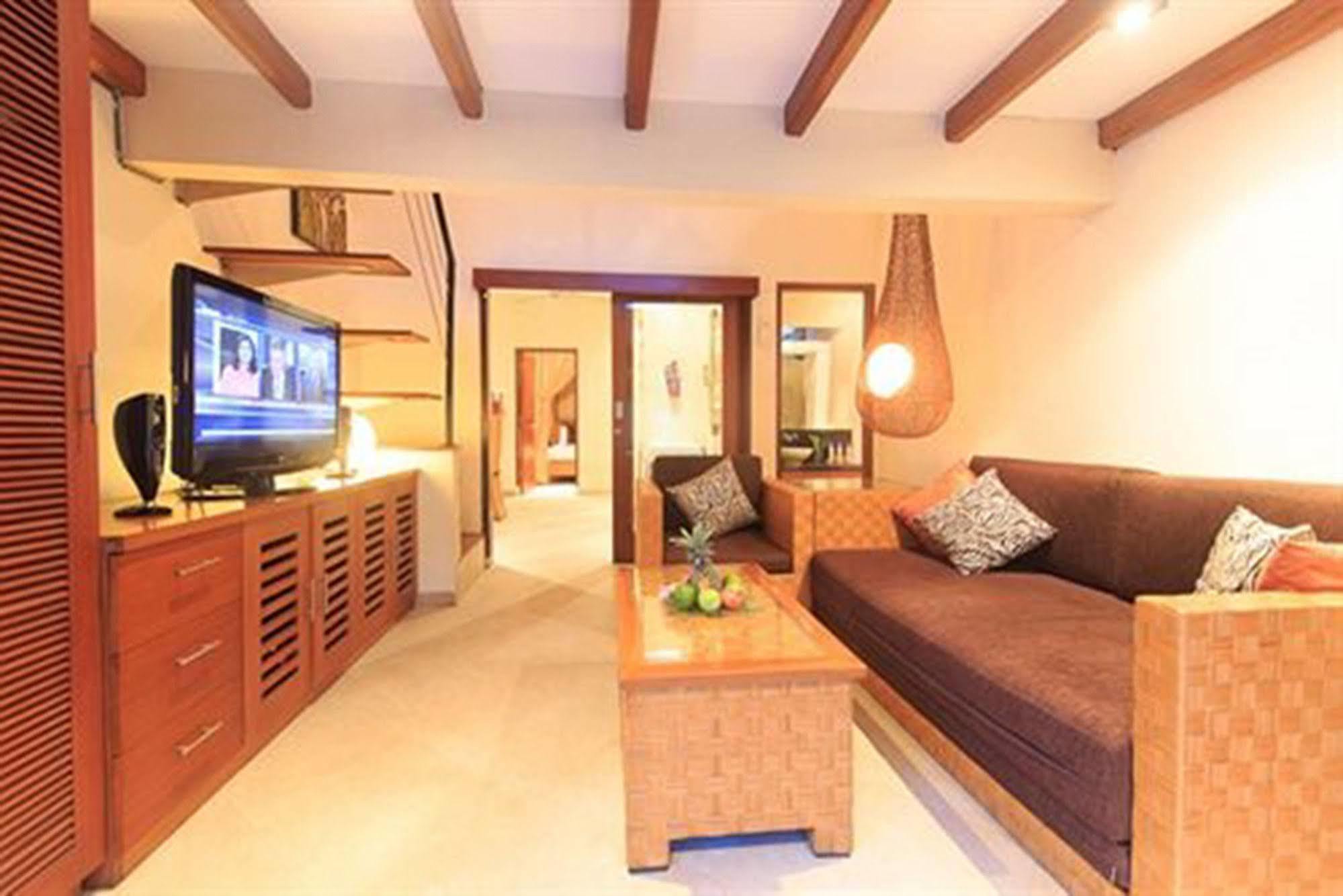 Villa Seriska Seminyak Luaran gambar