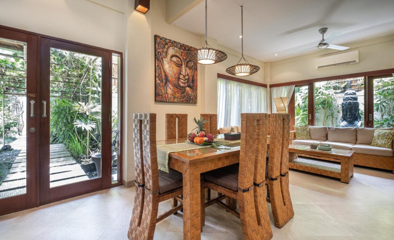 Villa Seriska Seminyak Luaran gambar
